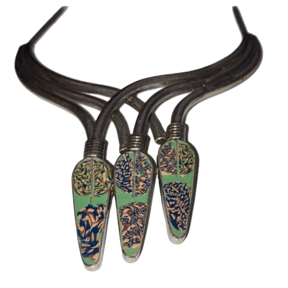 DanniJo Stiff Silver Omega Necklace Three Points  Solid Collar Green